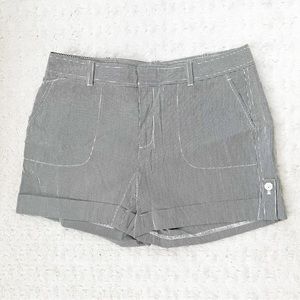 NWT- BANANA REPUBLIC Martin Fit Striped Shorts